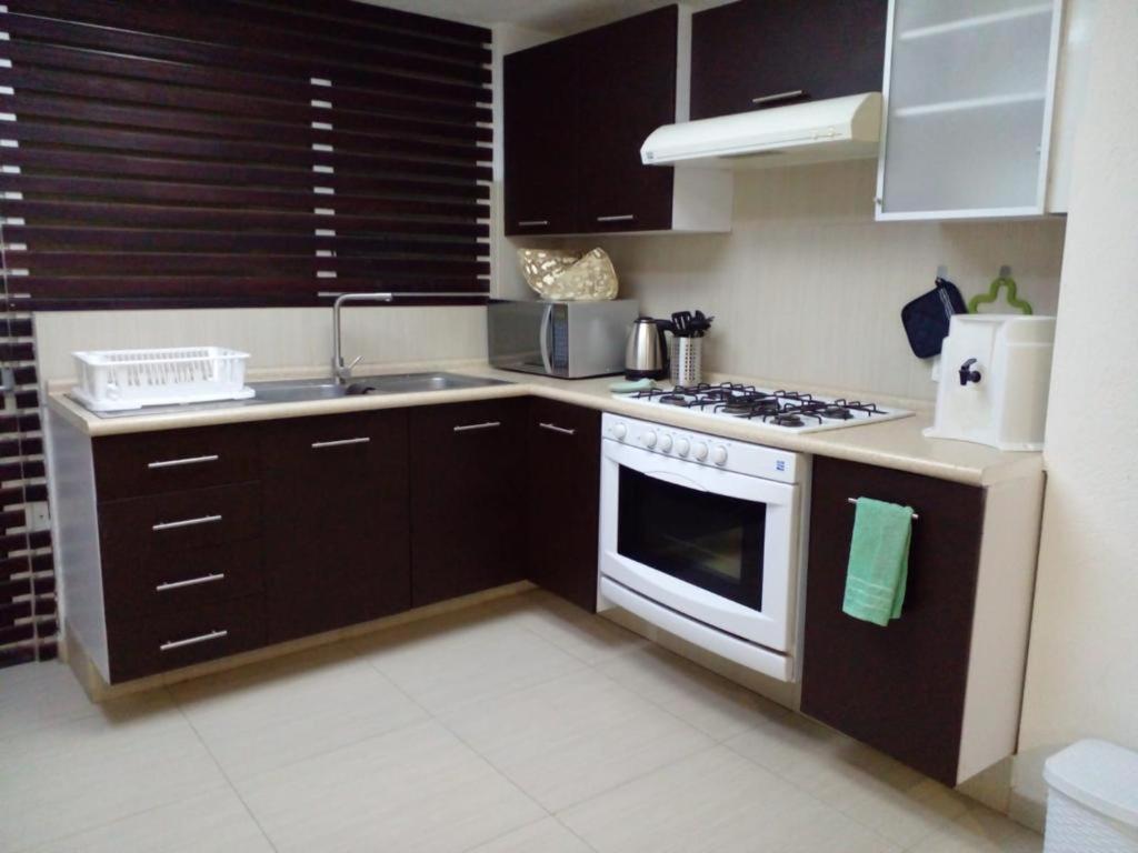 Hostal y suites mediterrane Acapulco Exterior foto