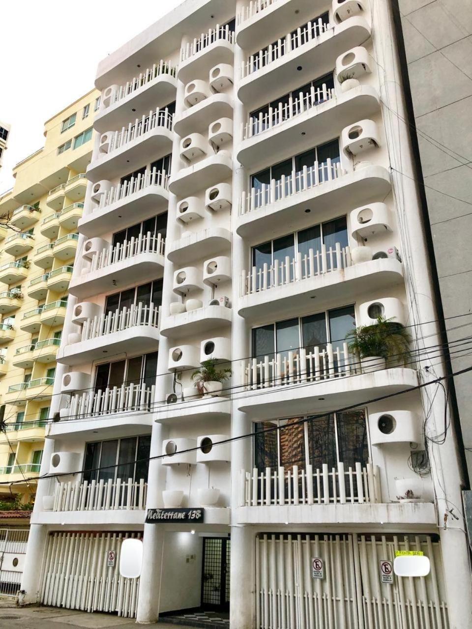 Hostal y suites mediterrane Acapulco Exterior foto
